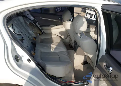 2010 Infiniti G37 Journey z USA, uszkodzony, nr VIN JN1CV6AP3AM202261